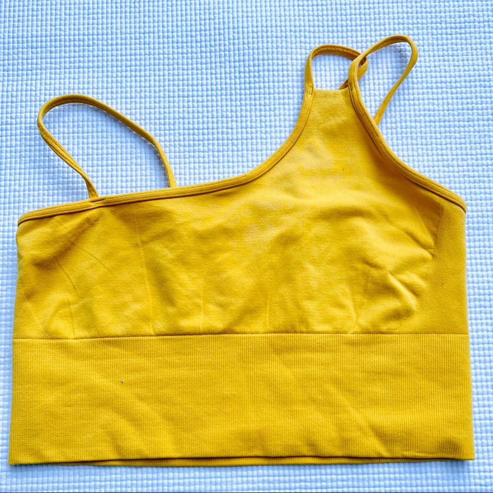 ALO YOGA CROP TOP